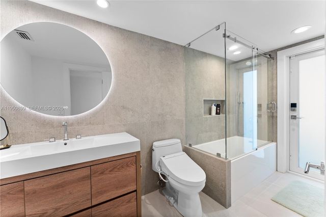 1071 NE 83rd St, Miami, FL 33138