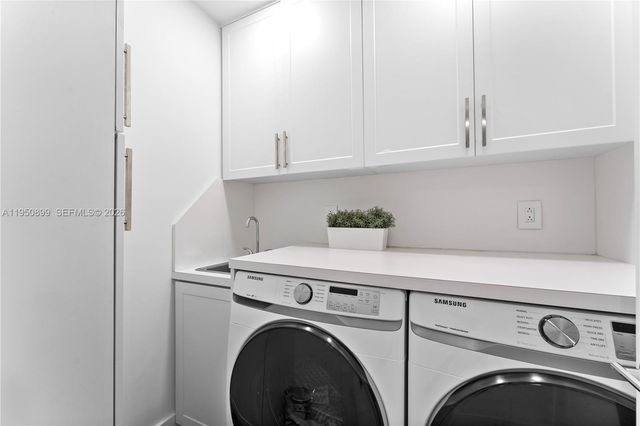 1071 NE 83rd St, Miami, FL 33138