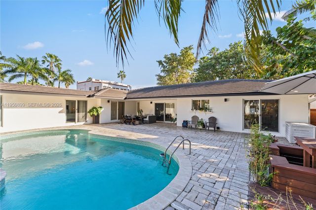 1071 NE 83rd St, Miami, FL 33138