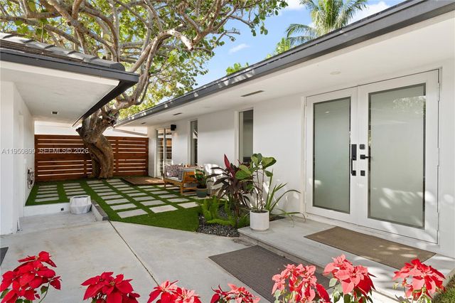 1071 NE 83rd St, Miami, FL 33138