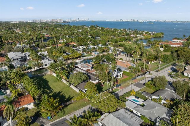 1071 NE 83rd St, Miami, FL 33138