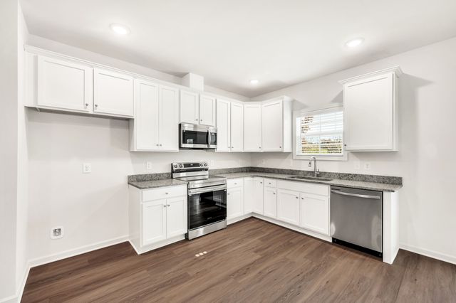 7103 Wiley Cir, Fairview, TN 37062