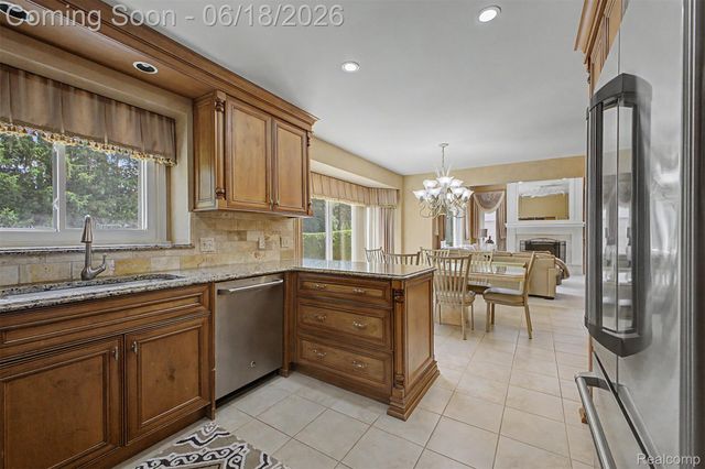 24024 Devonshire Drive, Novi, MI 48374