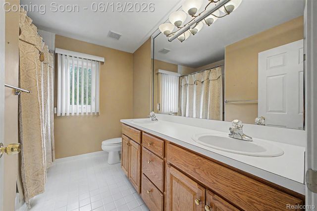 24024 Devonshire Drive, Novi, MI 48374