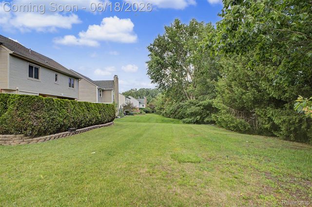 24024 Devonshire Drive, Novi, MI 48374