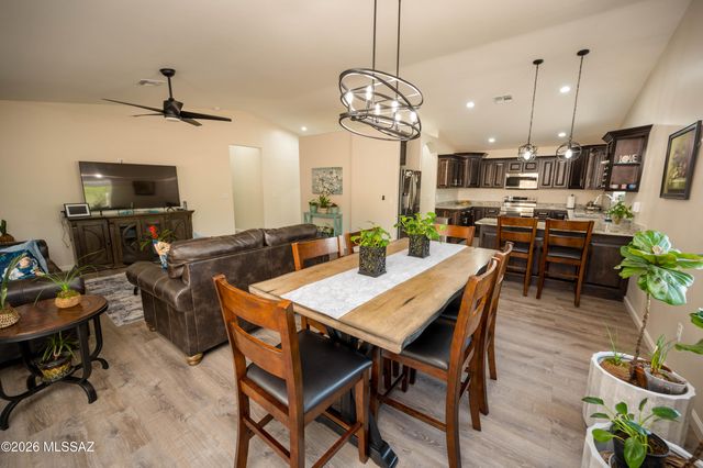 1100 Mako Court, Rio Rico, AZ 85648