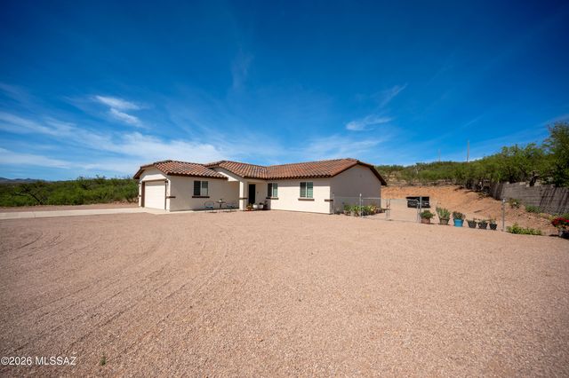 1100 Mako Court, Rio Rico, AZ 85648