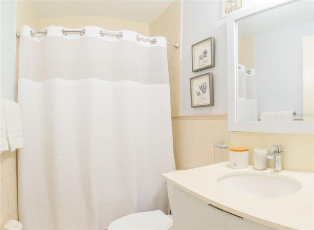 180 PALMAS DRIVE 60-B, Humacao, PR 00791