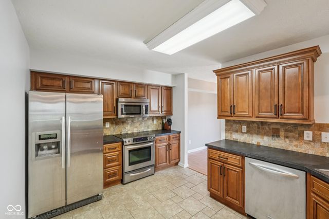 16590 Greensboro Drive, Westfield, IN 46074