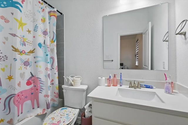 222 Woodson Street, Irving, TX 75063
