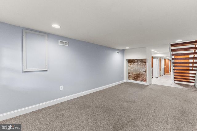 16 S WOLFE ST, Baltimore, MD 21231
