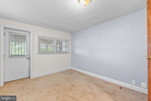 16 S WOLFE ST, Baltimore, MD 21231