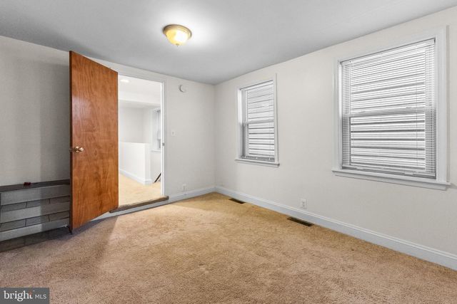 16 S WOLFE ST, Baltimore, MD 21231