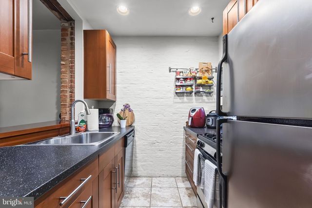 16 S WOLFE ST, Baltimore, MD 21231