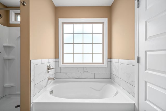 125 Schroer Rd, Clarksville, TN 37042