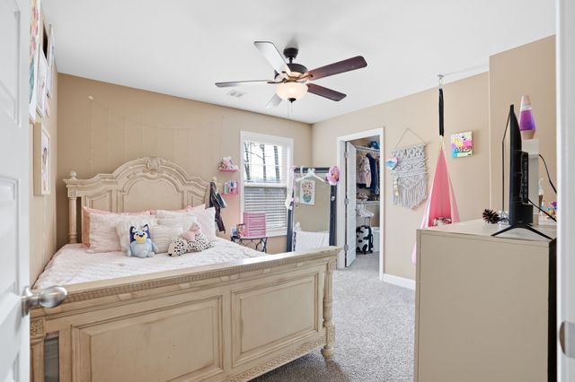 125 Schroer Rd, Clarksville, TN 37042