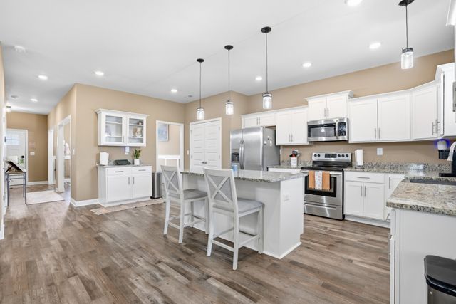 125 Schroer Rd, Clarksville, TN 37042