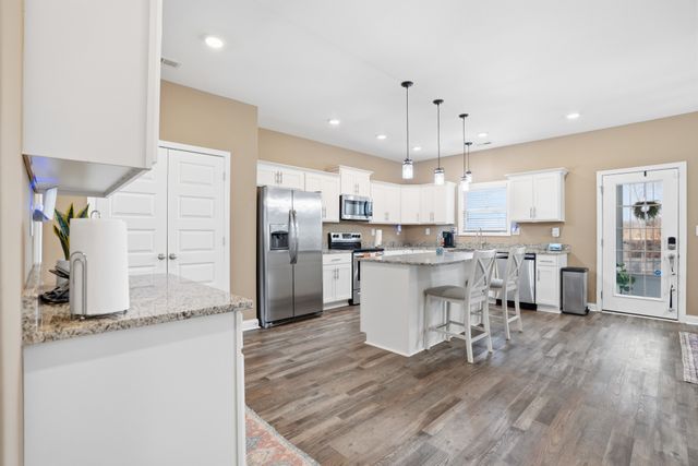 125 Schroer Rd, Clarksville, TN 37042