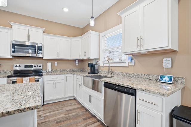 125 Schroer Rd, Clarksville, TN 37042