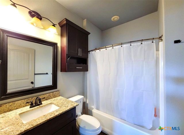 112 Teakwood Drive, Victoria, TX 77901