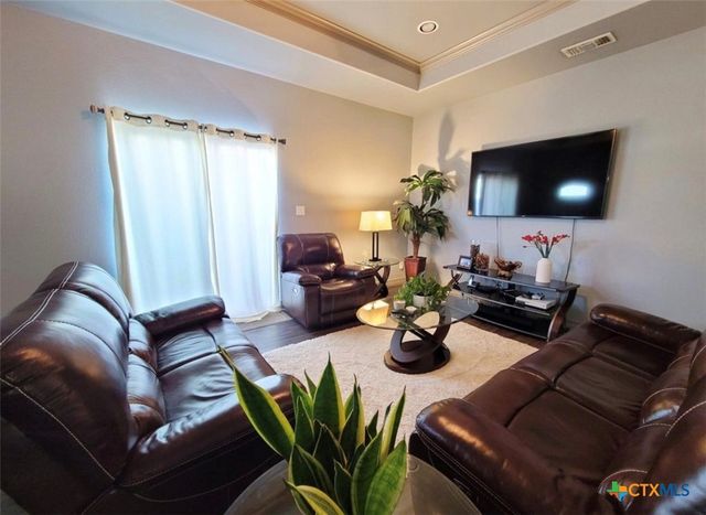 112 Teakwood Drive, Victoria, TX 77901