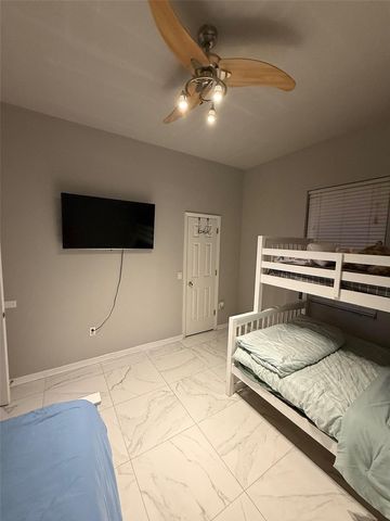 5690 MERLIN WAY, St Cloud, FL 34772