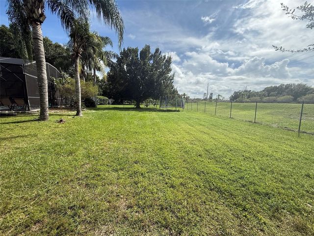 5690 MERLIN WAY, St Cloud, FL 34772