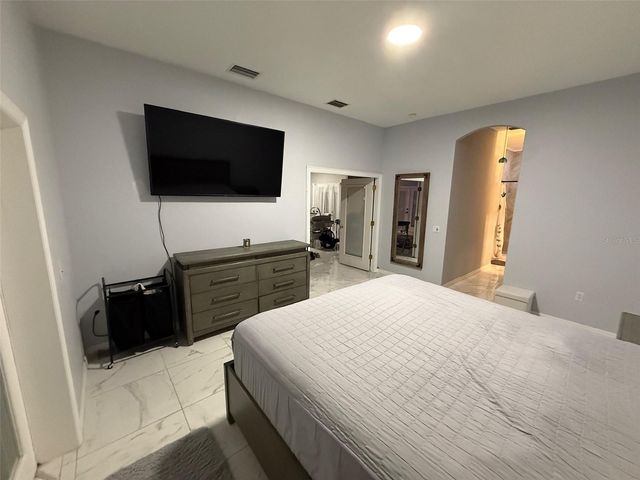 5690 MERLIN WAY, St Cloud, FL 34772