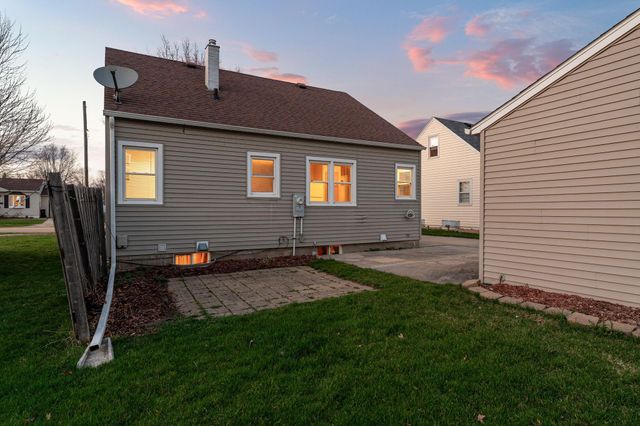 1800 2nd Avenue SE, Austin, MN 55912