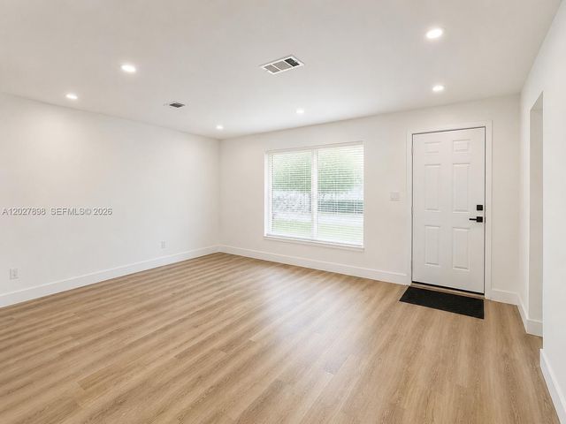2931 NW 21st St, Fort Lauderdale, FL 33311