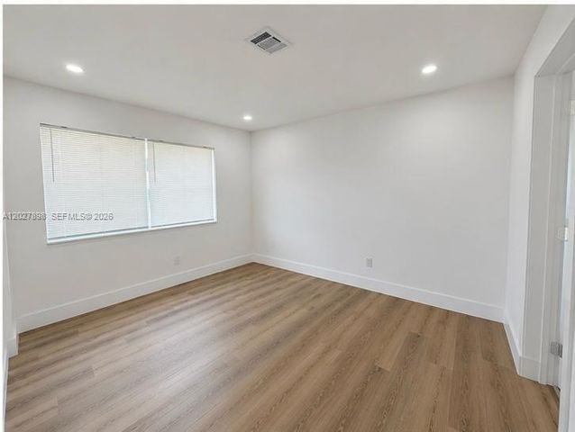 2931 NW 21st St, Fort Lauderdale, FL 33311