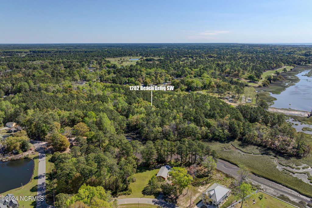 Image 14 of property listing at 1282 Beach Drive SW, Calabash, NC 28467