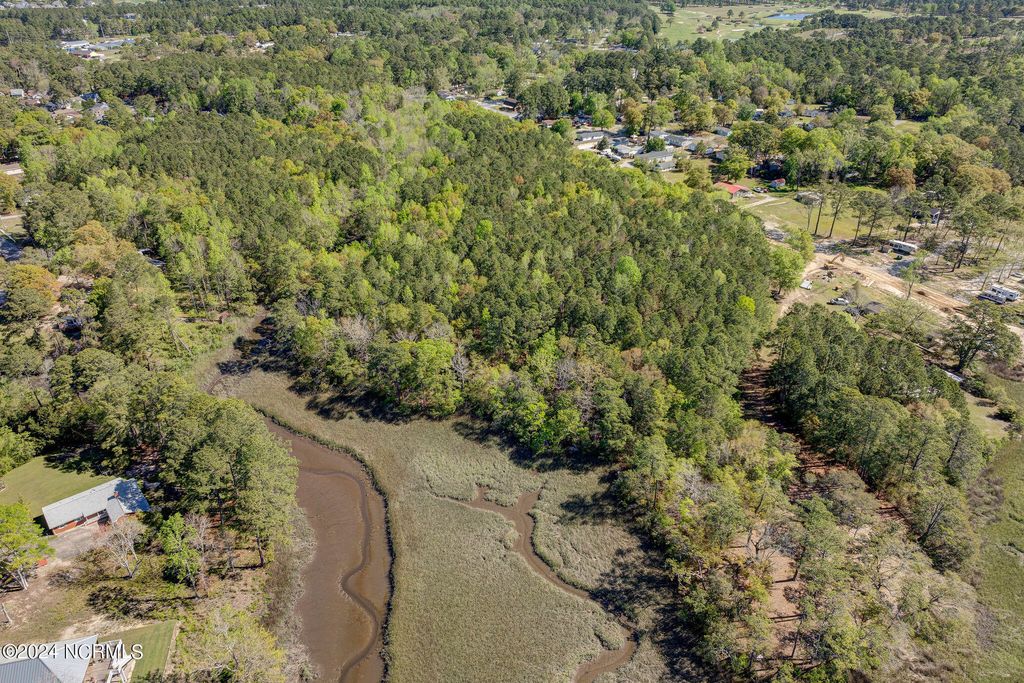 Image 32 of property listing at 1282 Beach Drive SW, Calabash, NC 28467