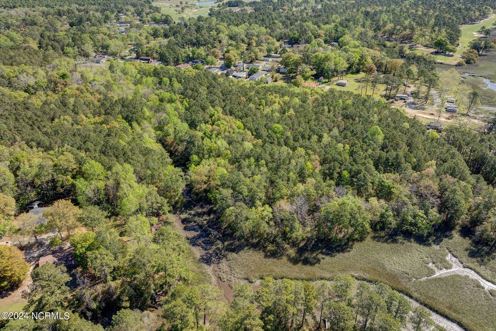 Image 33 of property listing at 1282 Beach Drive SW, Calabash, NC 28467