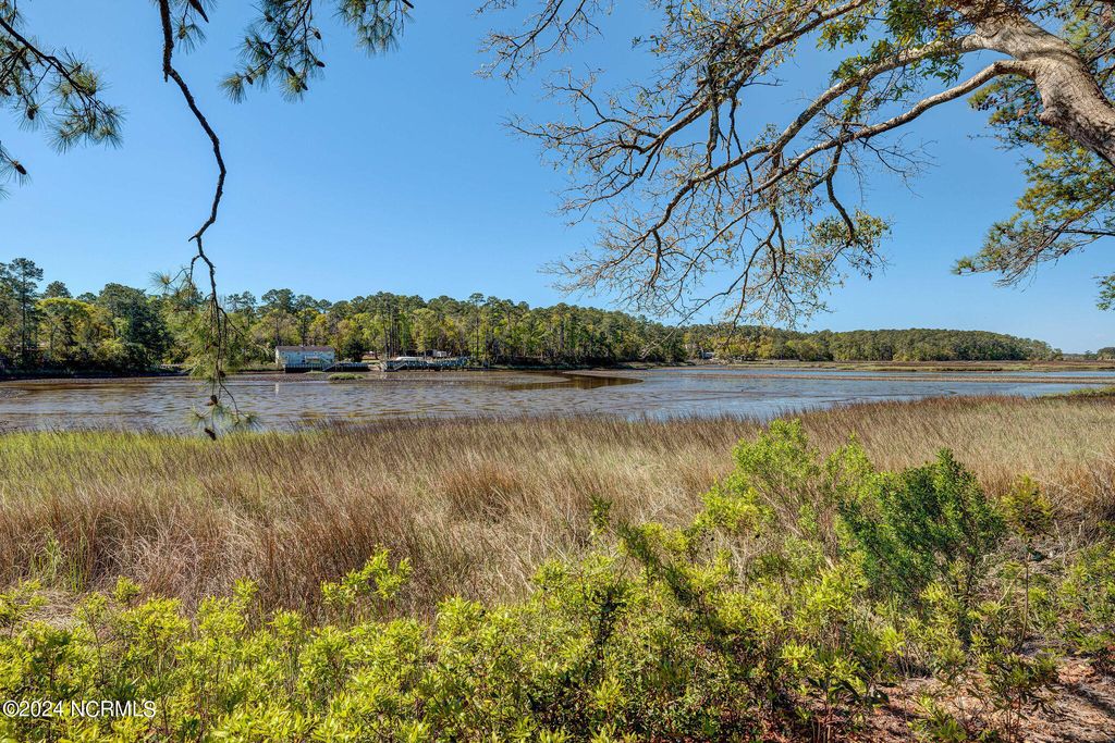 Image 41 of property listing at 1282 Beach Drive SW, Calabash, NC 28467
