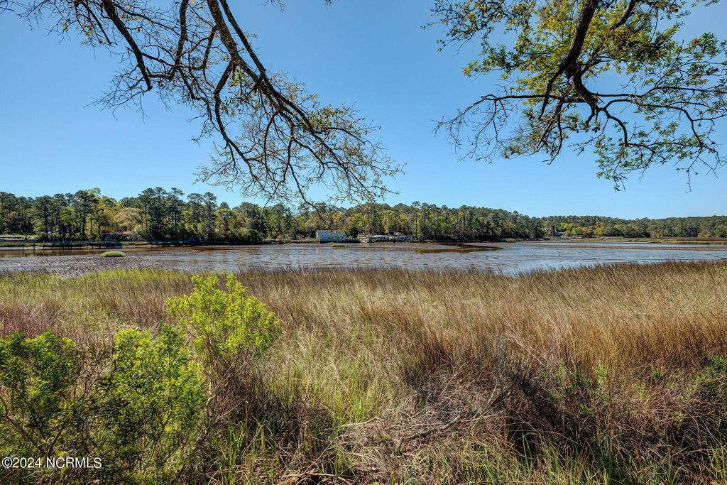 Image 42 of property listing at 1282 Beach Drive SW, Calabash, NC 28467