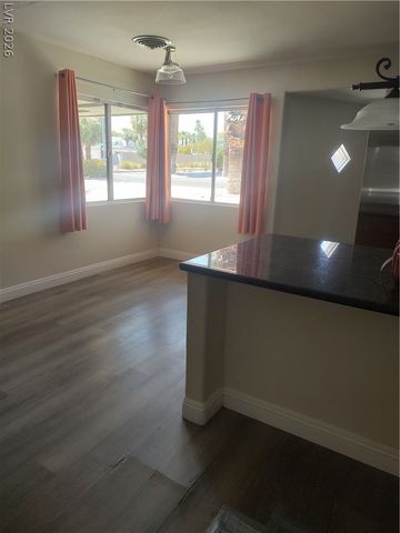 325 West Park Way West Way, Las Vegas, NV 89106
