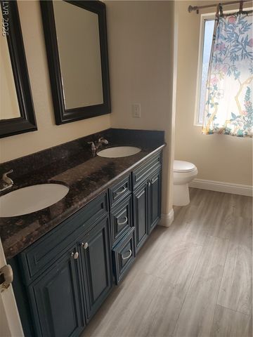 325 West Park Way West Way, Las Vegas, NV 89106