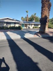 325 West Park Way West Way, Las Vegas, NV 89106