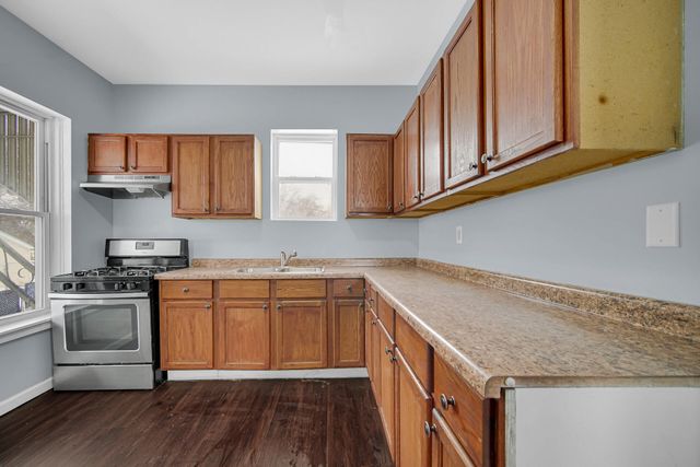 922 Summer Street, Hammond, IN 46320