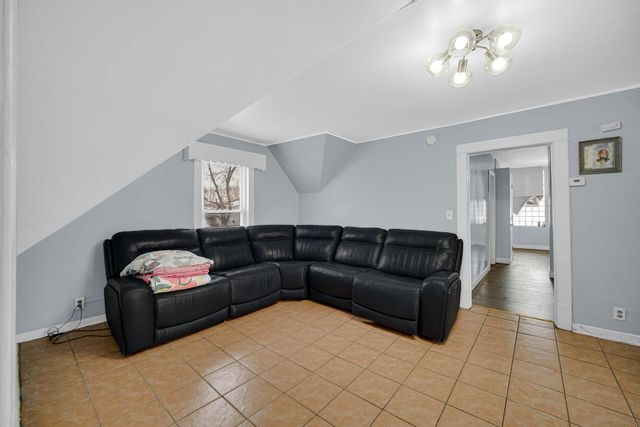 922 Summer Street, Hammond, IN 46320