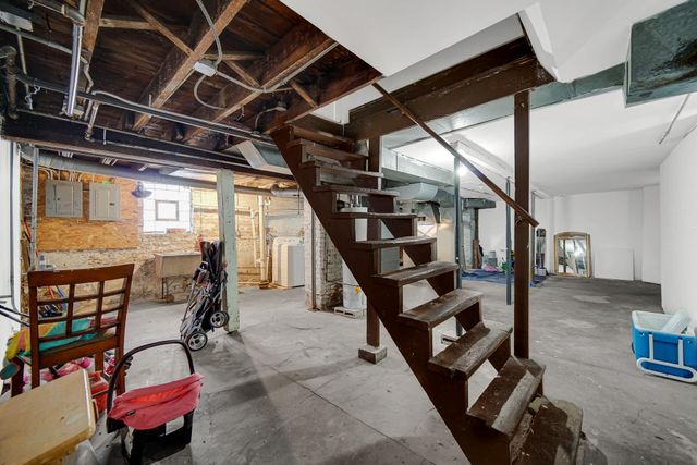 922 Summer Street, Hammond, IN 46320