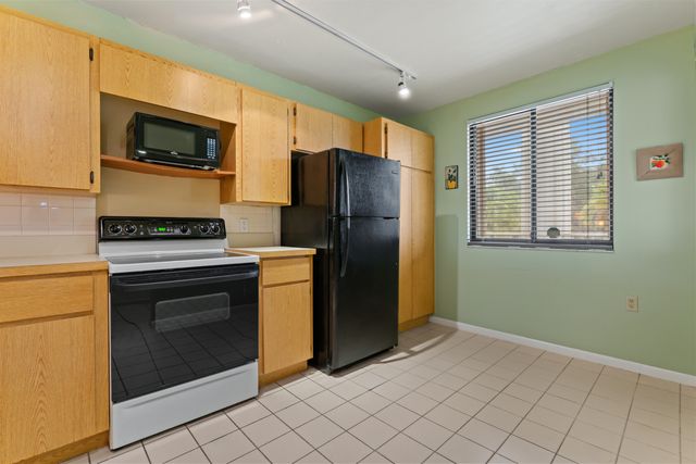 2621 Village Boulevard 203, West Palm Beach, FL 33409