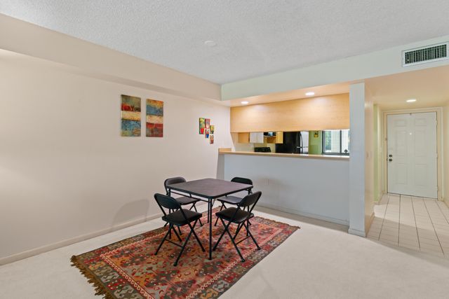 2621 Village Boulevard 203, West Palm Beach, FL 33409