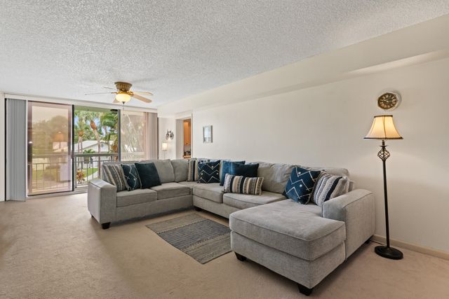 2621 Village Boulevard 203, West Palm Beach, FL 33409