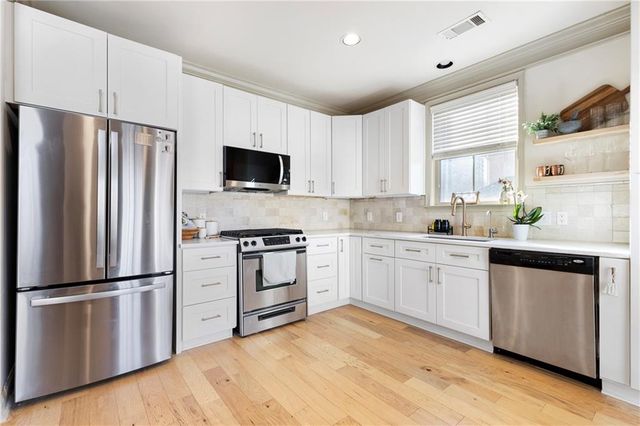 142 Perimeter Walk, Atlanta, GA 30338