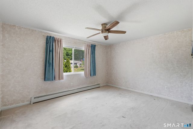 75 Burlington Road, Farmington, CT 06085