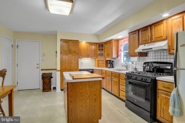 104 IAN DRIVE, Mount Holly Springs, PA 17065