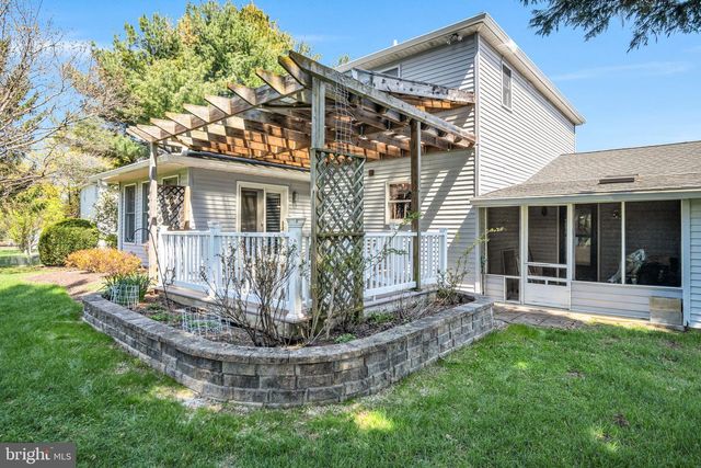 104 IAN DRIVE, Mount Holly Springs, PA 17065