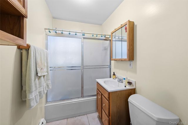 28 Book Lane, Levittown, NY 11756